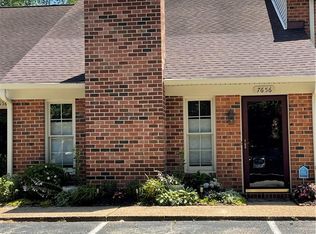 7656 The Points Pl, Gloucester Pt, VA 23062