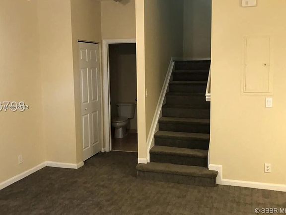 3rd image of 1109 N Santa Catalina Cir #1109