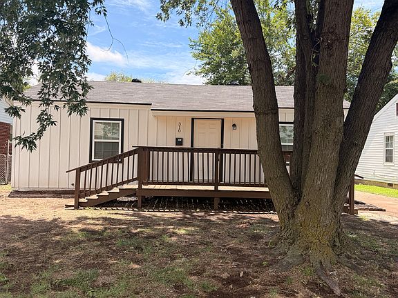 2nd image of 310 W Mimosa Dr