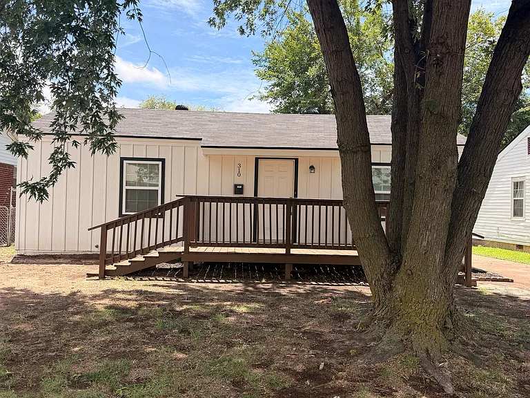 310 W Mimosa Dr — Photo 2