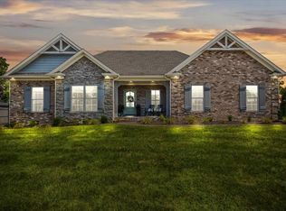 483 Leonatus Ct, Bowling Green, KY 42104