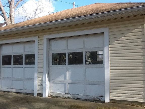 3rd image of 1016 W Ashland Ave