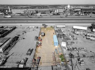 8136 N Desert Blvd, Canutillo, TX 79835