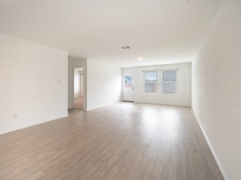 9804 Carome Mill Dr — Photo 10