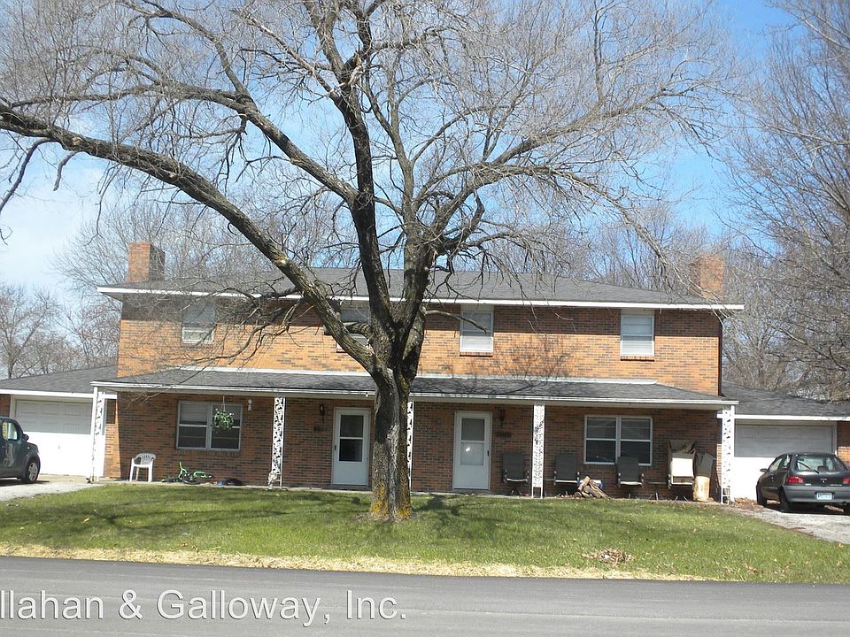 2nd image of 4811A Meadow Lark Ln