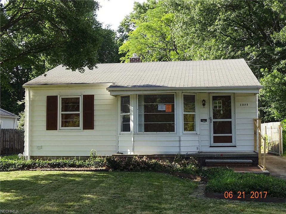 1st image of 23840 Lucille Dr