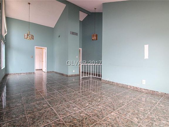 5th image of 4373 Thorndale Pl