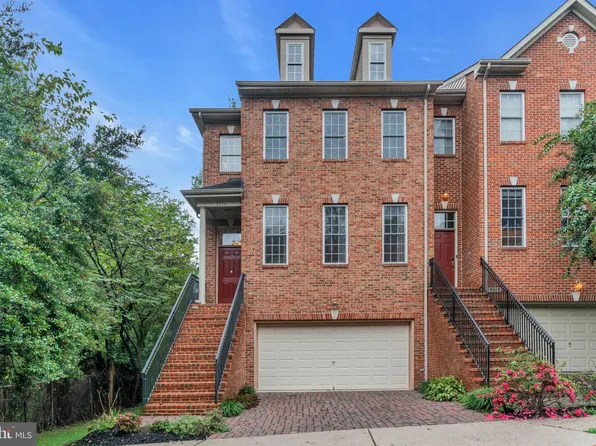 3034 Fallswood Glen Ct, Falls Church, VA 22044