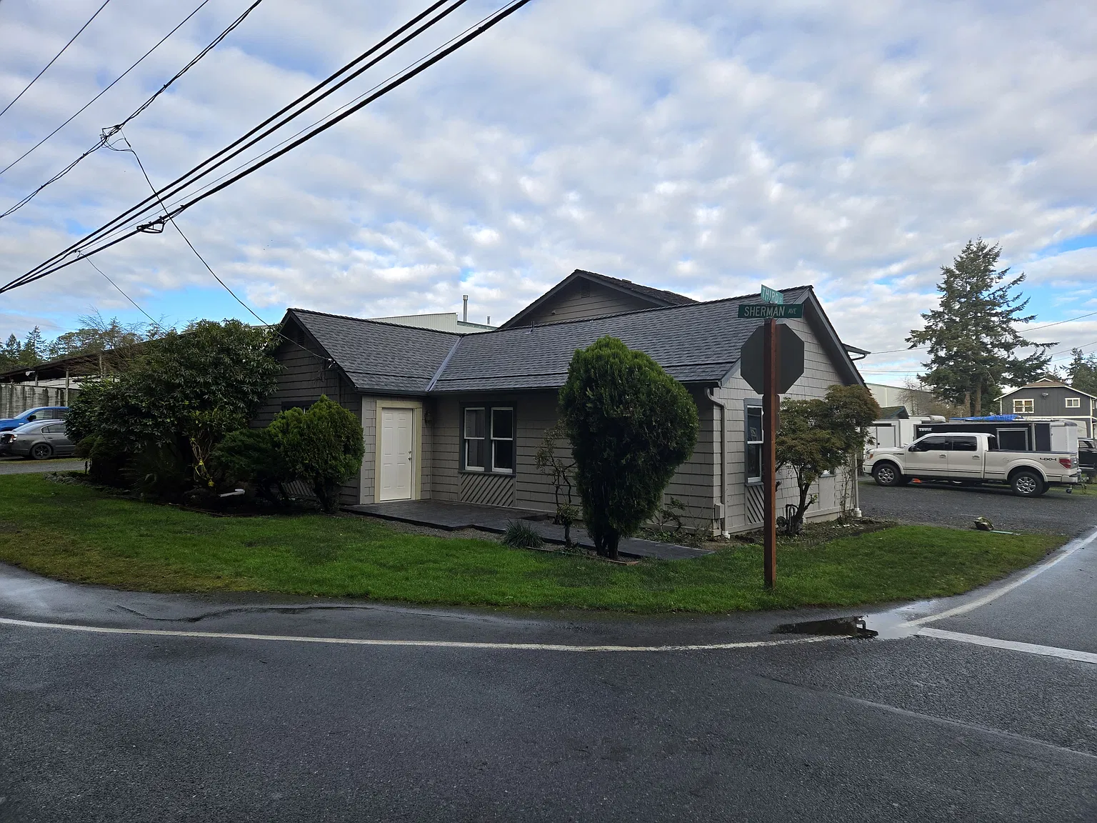 2 bed, 1000 sqft, $2,400 — Photo 2