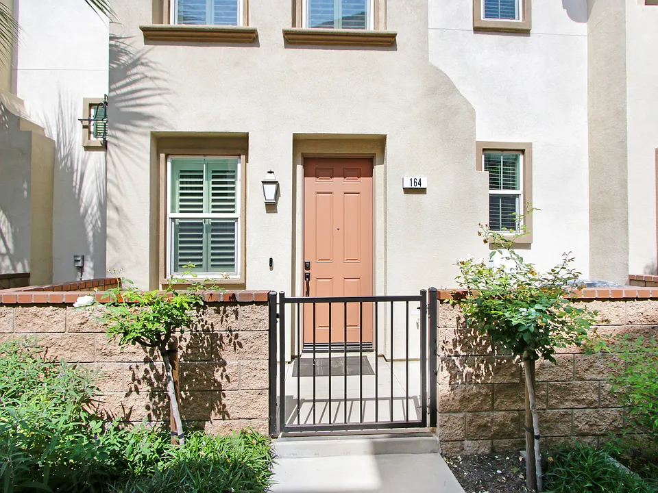 164 Royal Way