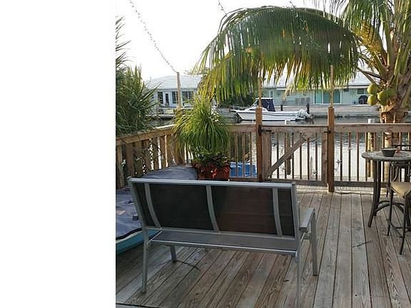 3rd image of 1831 SE 4th St #1831