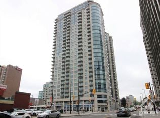 242 Rideau St #202, Ottawa, ON K1N 0B7