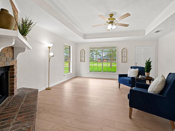 5th image of 40226 Alise Ave