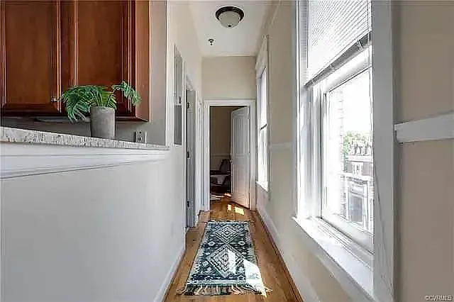 1301 Porter St #202 — Photo 14