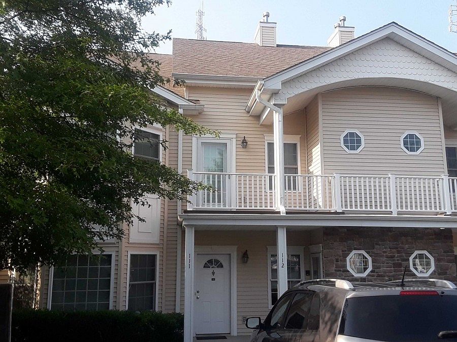 1st image of 111 Autumn Dr