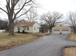 924 E Main St, Vine Grove, KY 40175