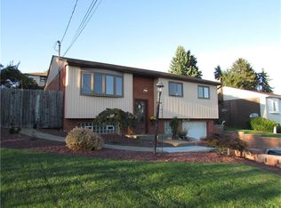 207 Dennis St, Elizabeth, PA 15037