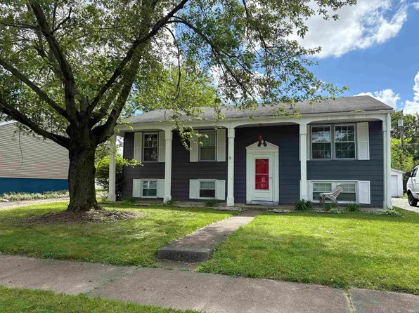 3012 Crossbow Ln, Evansville, IN 47715