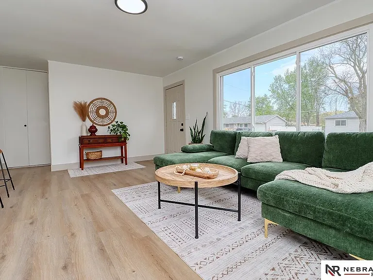 8107 Beechwood Dr — Photo 22
