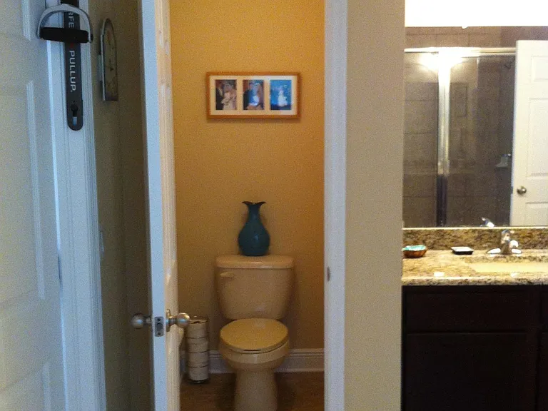 15928 Courtside View Dr — Photo 32