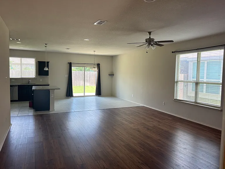 5321 Wharfside Pl — Photo 3
