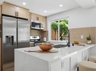 821 Del Mar Downs Rd UNIT D, Solana Beach, CA 92075