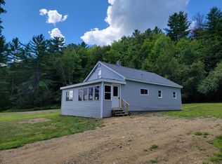 346 Middle St, Farmington, ME 04938