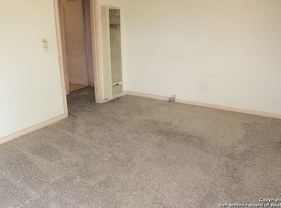 5th image of 355 Charcliff Dr