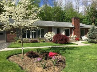 1 Grace Ln, Ossining, NY 10562