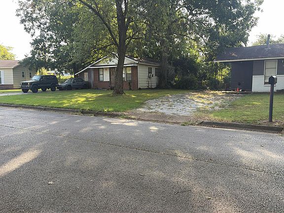 2nd image of 1518 Phillips Ave SW