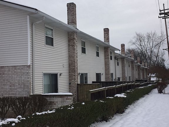 3rd image of 1316 Sackett Ave APT 16