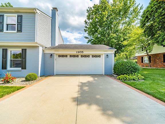5th image of 1905 Oakwood Dr