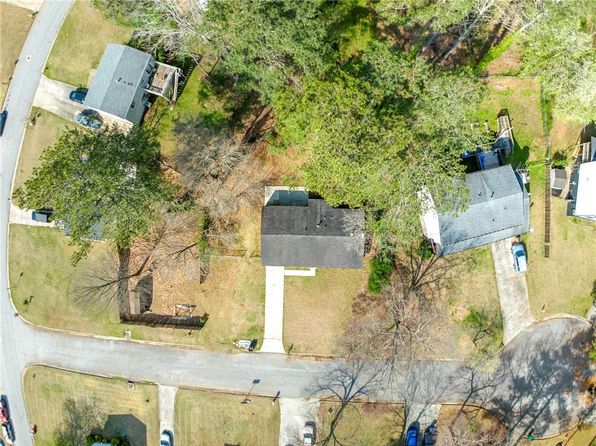 7613 Suwannee Ct, Jonesboro, GA 30236