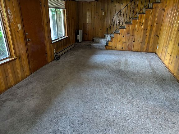 3rd image of 10121 Lake Steilacoom Dr SW