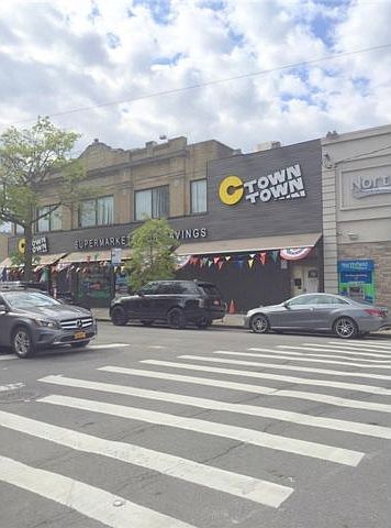 2nd image of 237 Avenue U