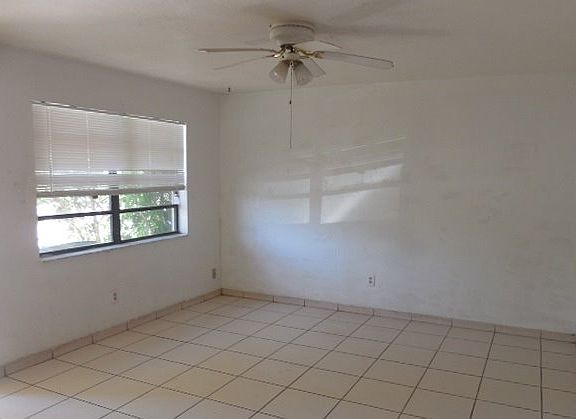 Additional Living Room