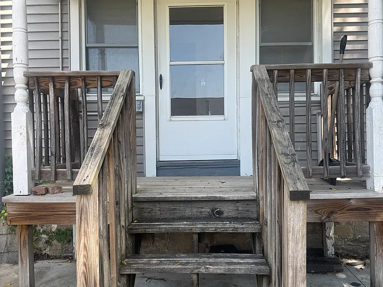 20-22 E Center St — Photo 3
