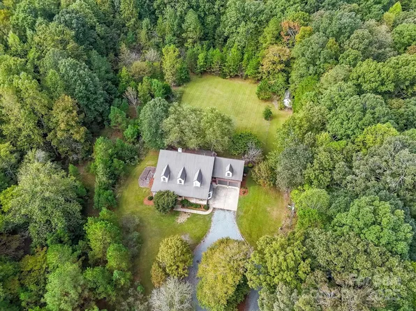 6610 Rolling Ridge Dr, Waxhaw, NC 28173