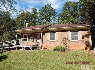 2744 Tablerock Rd, Lenoir, NC 28645