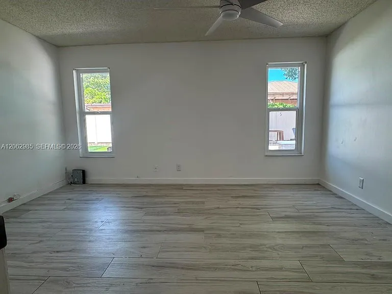 222 NW 41st Ave — Photo 37