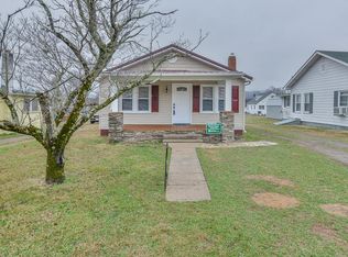 915 Hoback Ave, Erwin, TN 37650