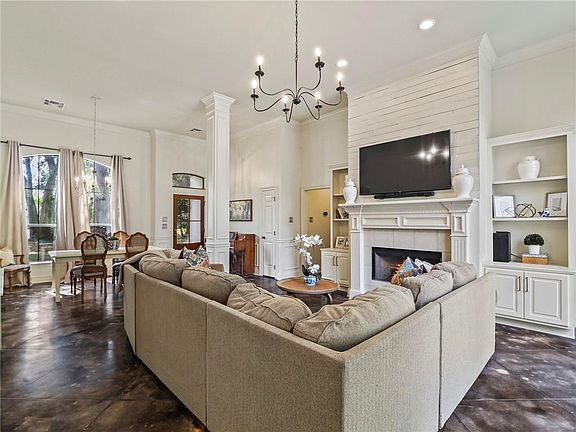 4th image of 1729 Culver Ct
