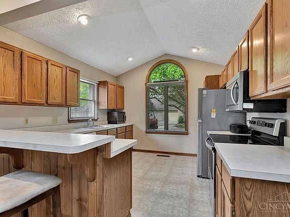 5th image of 1353 Taft Pl APT 1