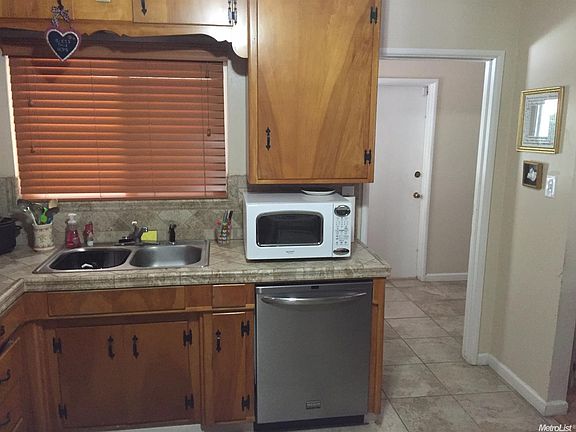 2nd image of 1442 Glenwood Dr