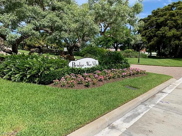 611 Bridgeway Ln — Photo 17