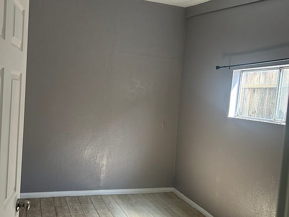 2nd image of 11019 S Inglewood Ave