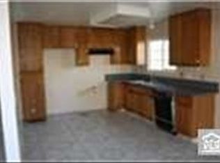 9285 Redwood Ave, Fontana, CA 92335