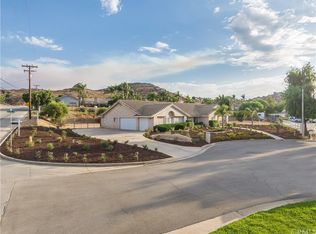 17495 Vulcan Ct, Riverside, CA 92504