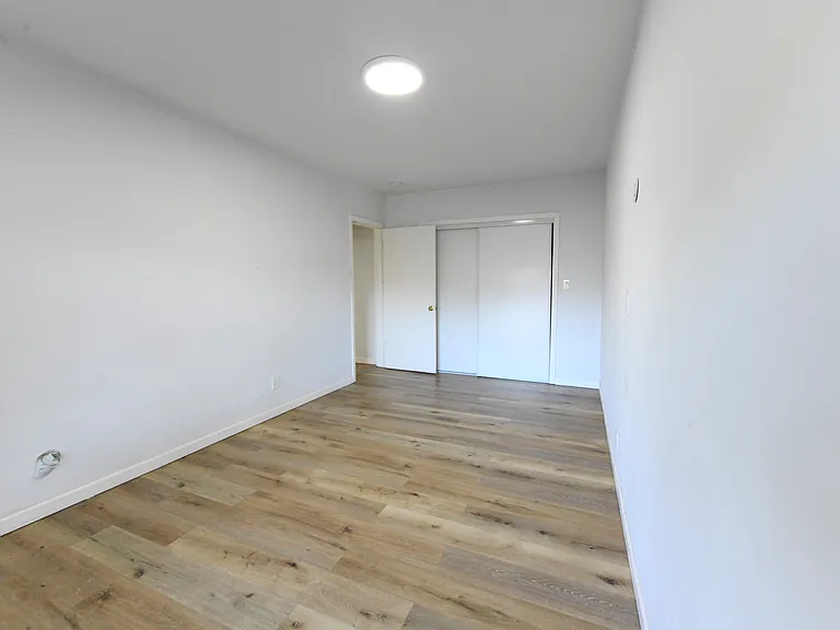 2501 Cedar St — Photo 8