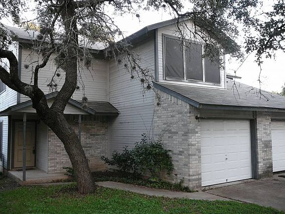 4th image of 13331 Water Oak Ln #B